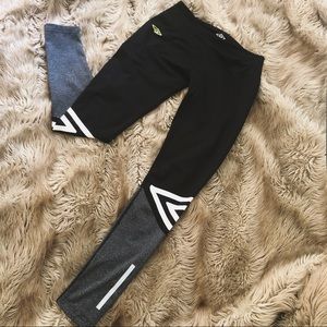 Umbro | Diamond Leggings with Zipper Pocket | S